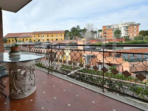 appartamento in vendita a Roma in zona Gianicolense