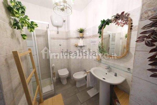 appartamento in vendita a Roma in zona Esquilino