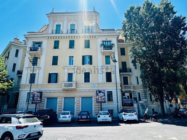 appartamento in vendita a Roma in zona Ostia
