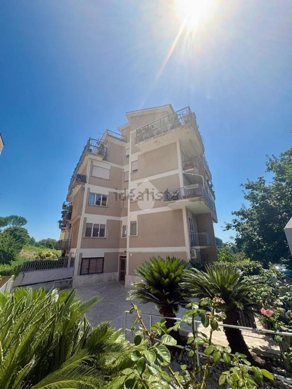 appartamento in vendita a Roma in zona Portuense
