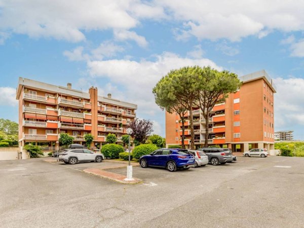 appartamento in vendita a Roma in zona Acilia