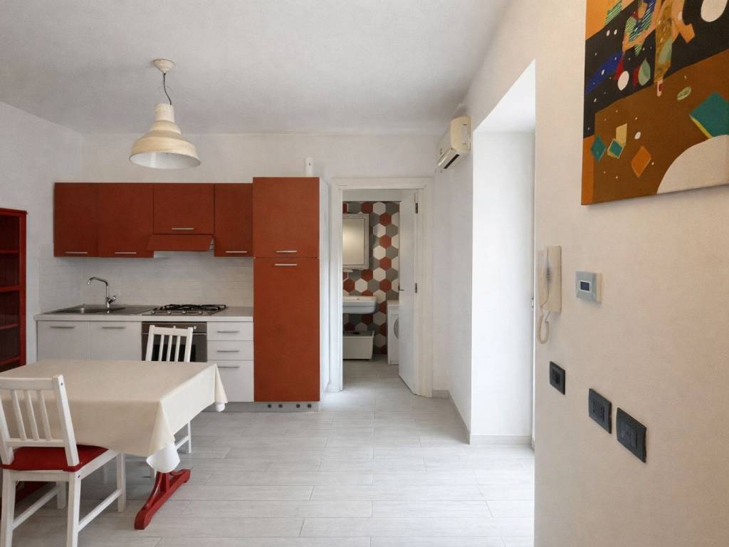 appartamento in vendita a Roma in zona Tuscolano