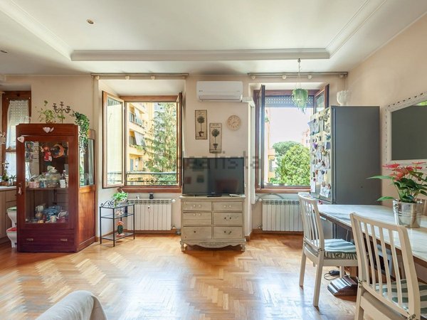 casa indipendente in vendita a Roma in zona Tuscolano