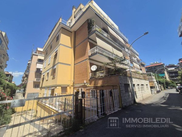 appartamento in vendita a Roma in zona Monte Sacro/Talenti