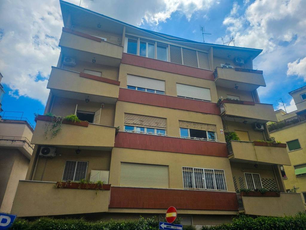 appartamento in vendita a Roma in zona Monte Sacro/Talenti