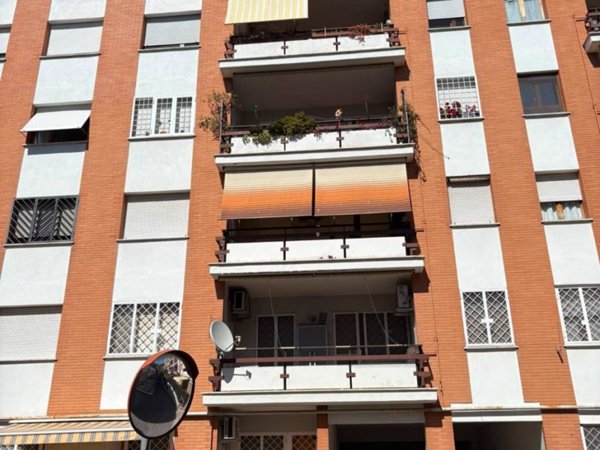 appartamento in vendita a Roma in zona Acilia