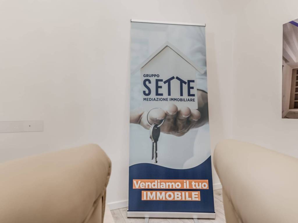 appartamento in vendita a Roma in zona Ostia
