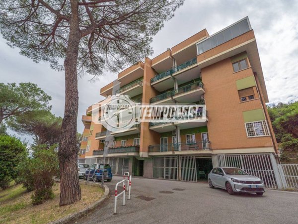 appartamento in vendita a Roma in zona Portuense