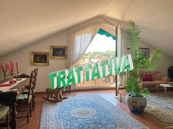 appartamento in vendita a Roma in zona Rione Regola