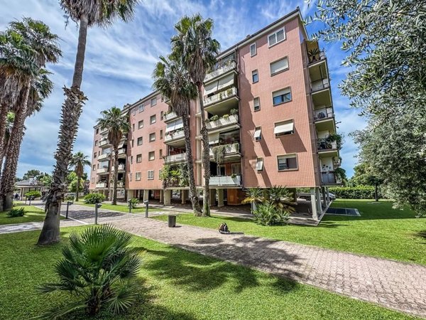 appartamento in vendita a Roma in zona Acilia