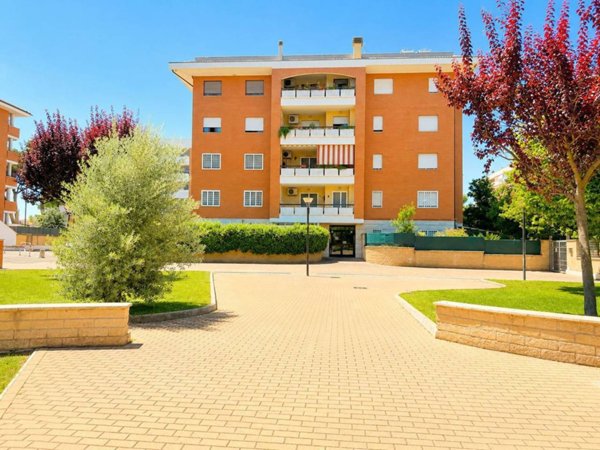 appartamento in vendita a Roma in zona Romanina