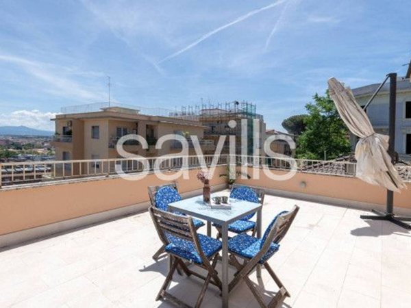 appartamento in vendita a Roma in zona Gianicolense