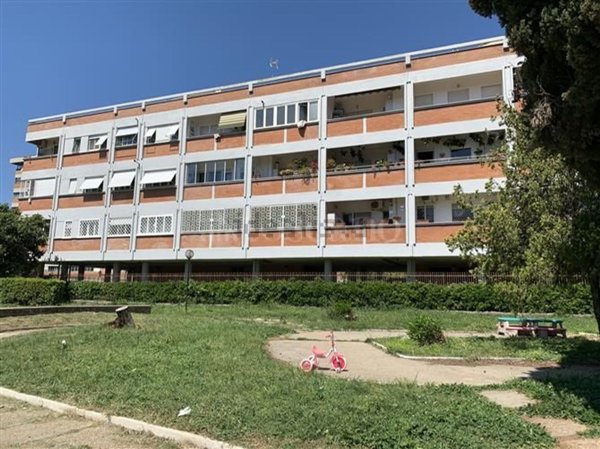 appartamento in vendita a Roma in zona Spinaceto