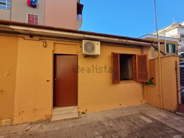appartamento in vendita a Roma in zona Torre Maura