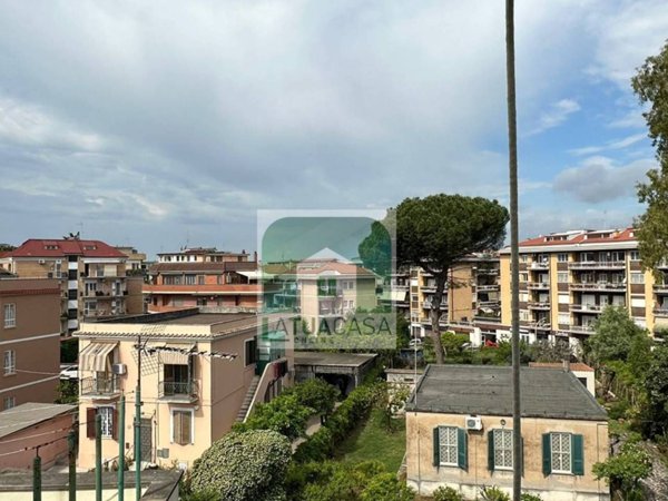 appartamento in vendita a Roma in zona Portuense
