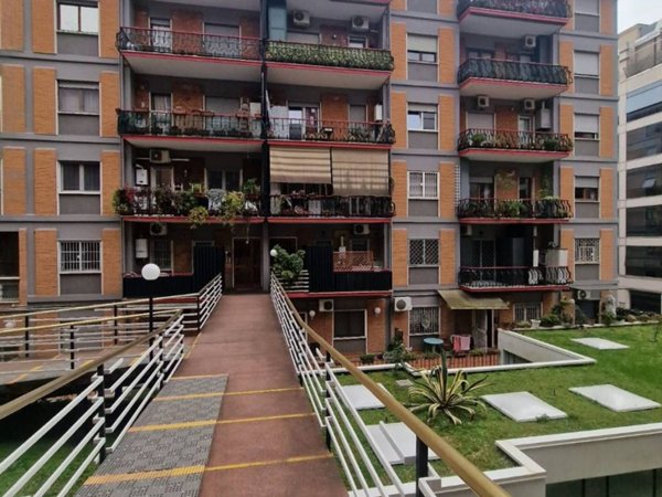 appartamento in vendita a Roma in zona Ardeatino
