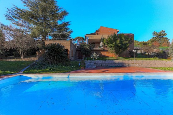 casa indipendente in vendita a Roma in zona Casal Boccone