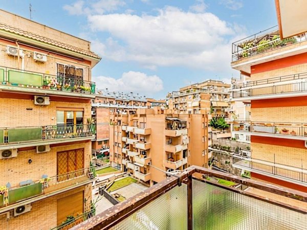 appartamento in vendita a Roma in zona Monte Sacro/Talenti
