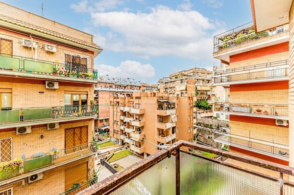 appartamento in vendita a Roma in zona Monte Sacro/Talenti