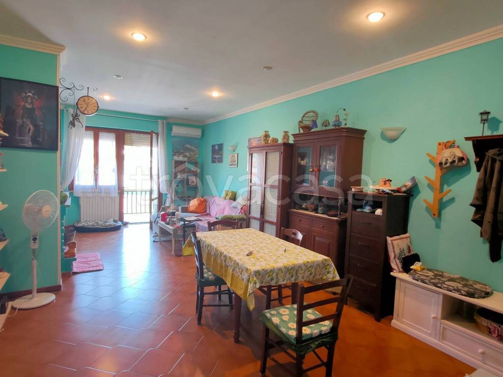 appartamento in vendita a Roma in zona Selva Candida