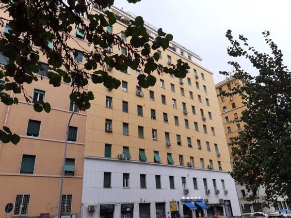 appartamento in vendita a Roma in zona Appio Latino