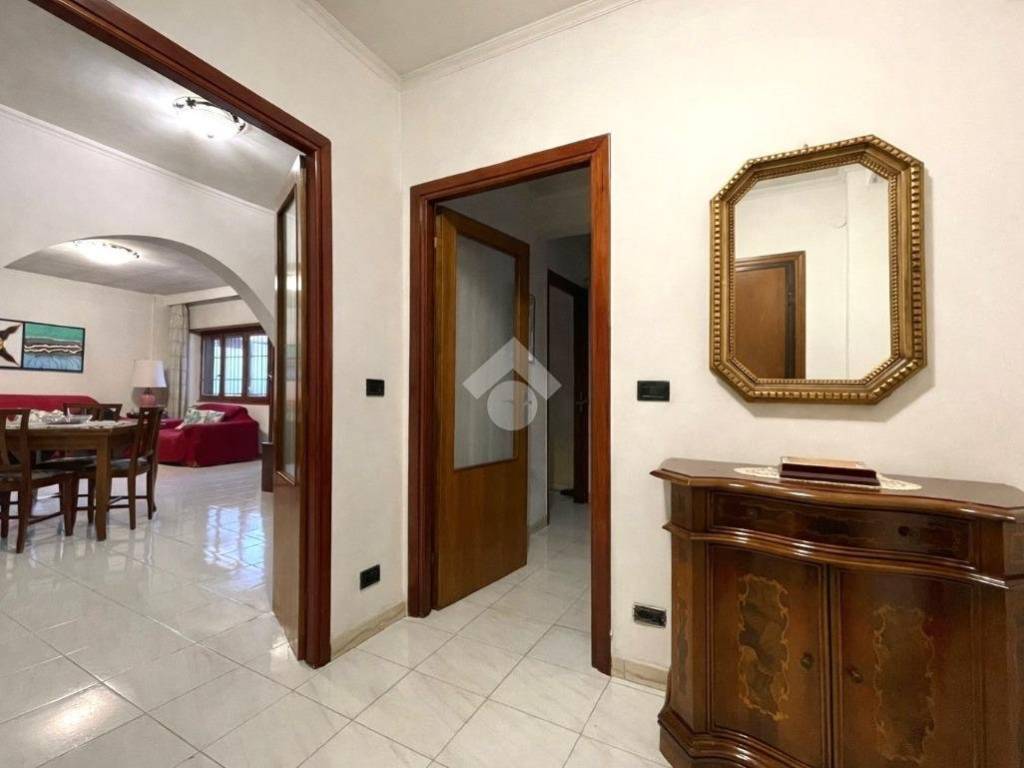 appartamento in vendita a Roma in zona Magliana Vecchia