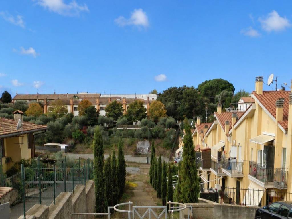 casa indipendente in vendita a Roma in zona Trigoria