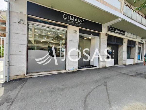 negozio in vendita a Roma in zona Aurelio