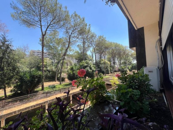 appartamento in vendita a Roma in zona Ostiense