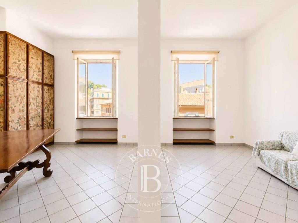 appartamento in vendita a Roma in zona Trastevere