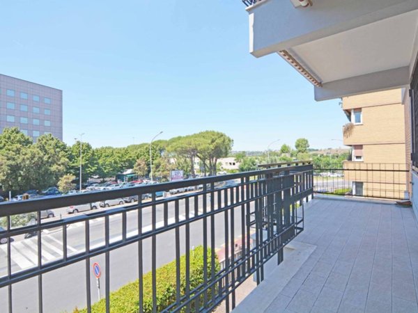 appartamento in vendita a Roma in zona EUR