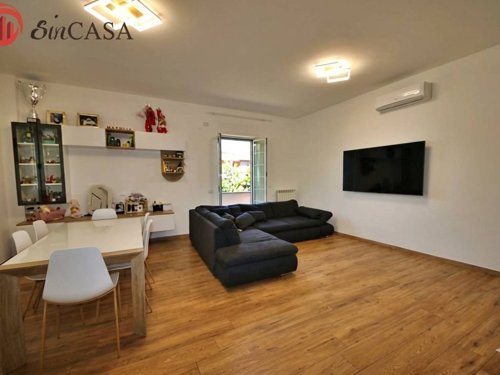 casa indipendente in vendita a Roma in zona Dragona/Bagnoletto