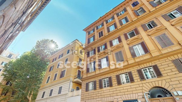 appartamento in vendita a Roma in zona Esquilino