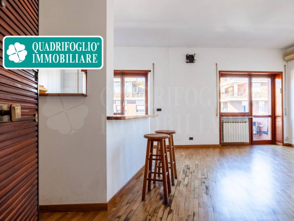 appartamento in vendita a Roma in zona Ostia