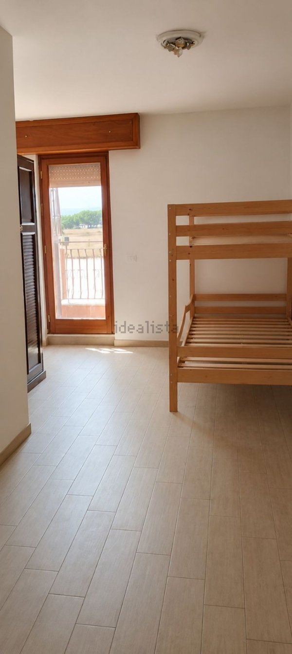 appartamento in vendita a Roma in zona Torre Angela