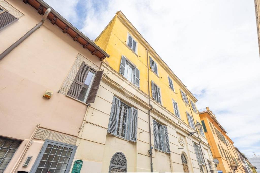 appartamento in vendita a Roma in zona Trastevere