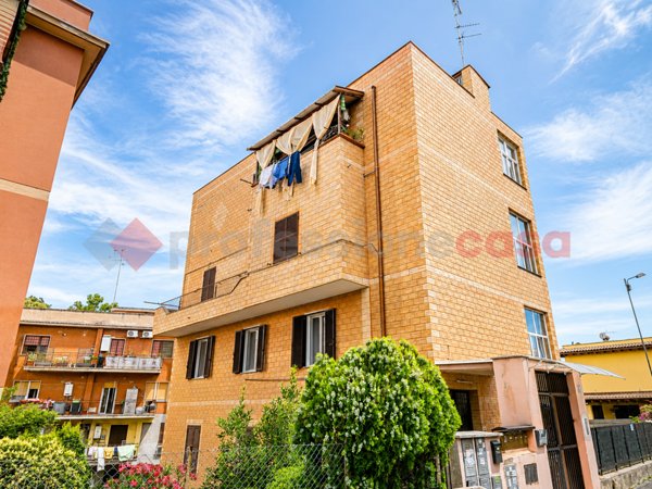 appartamento in vendita a Roma in zona Primavalle