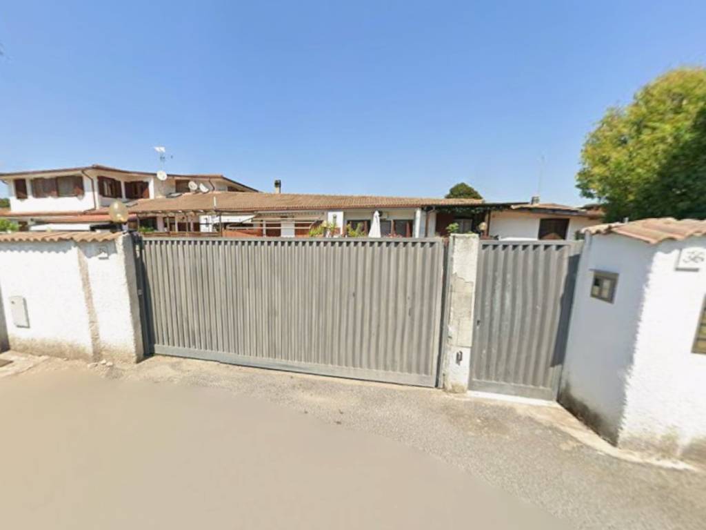 appartamento in vendita a Roma in zona Casal Palocco