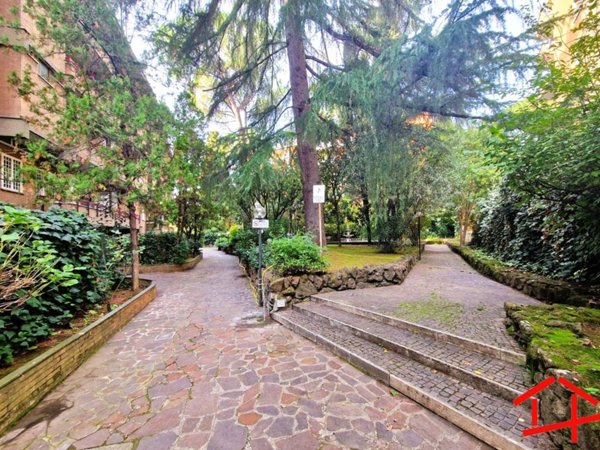 appartamento in vendita a Roma in zona Monte Sacro/Talenti