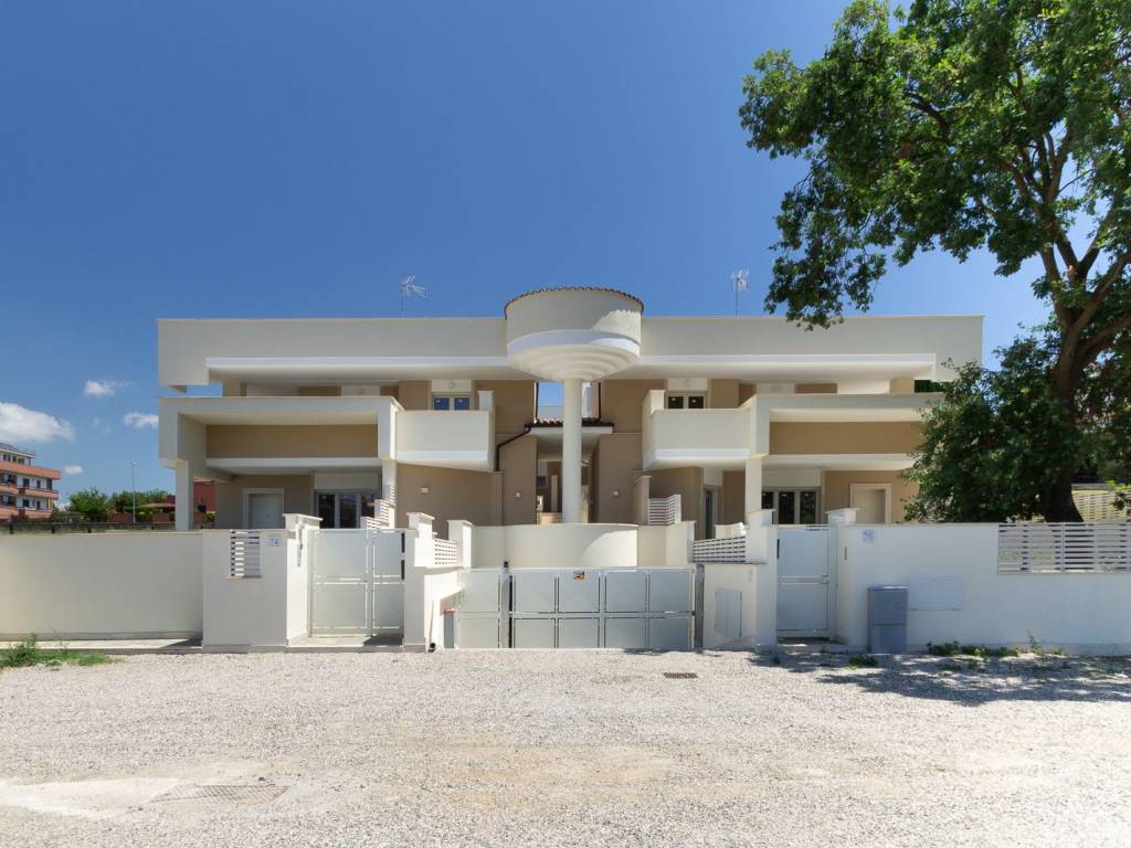casa indipendente in vendita a Roma in zona Casalotti
