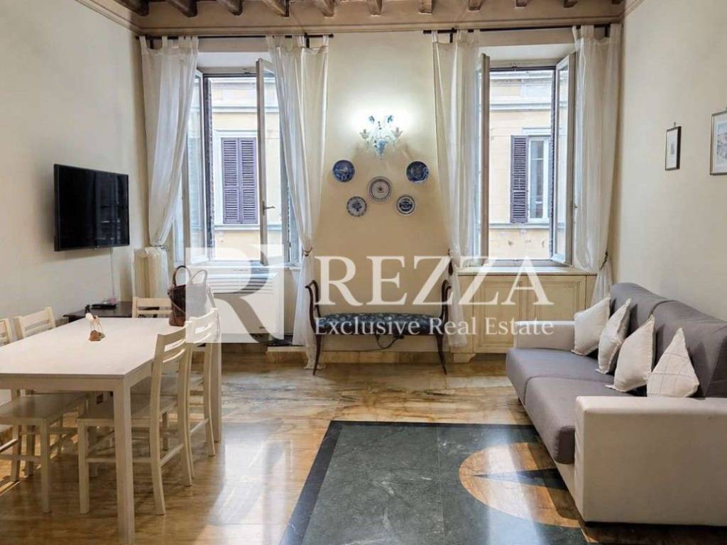 appartamento in vendita a Roma in zona Centro Storico