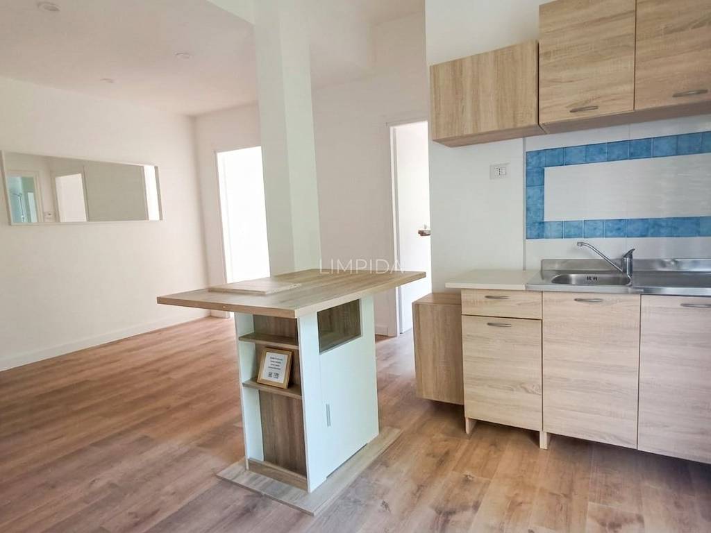 appartamento in vendita a Roma in zona Tor di Quinto