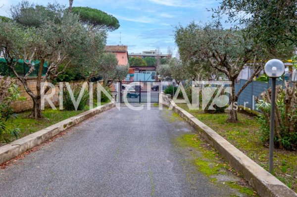 appartamento in vendita a Roma in zona Portuense