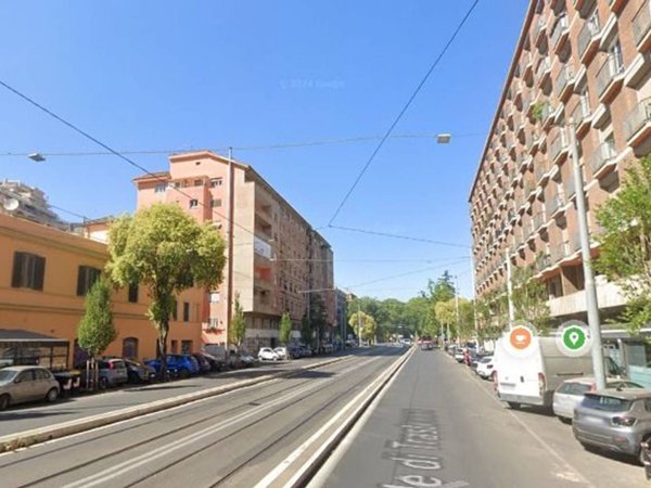 locale di sgombero in vendita a Roma in zona Gianicolense