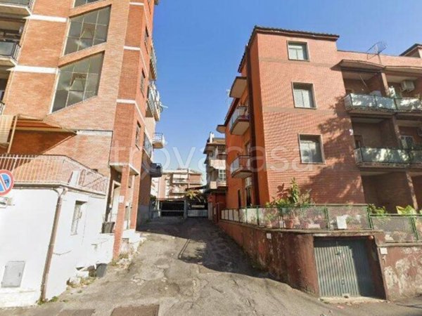 appartamento in vendita a Roma in zona Borghesiana