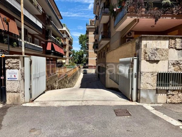 casa indipendente in vendita a Roma in zona Trieste