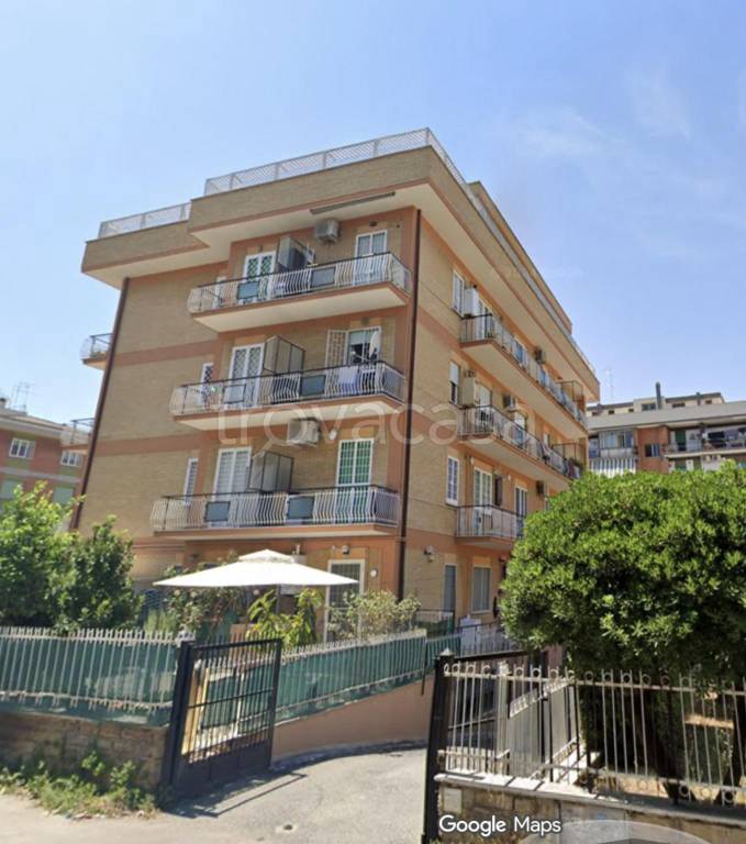 negozio in vendita a Roma