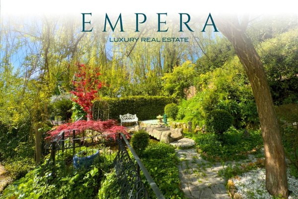 appartamento in vendita a Roma in zona EUR