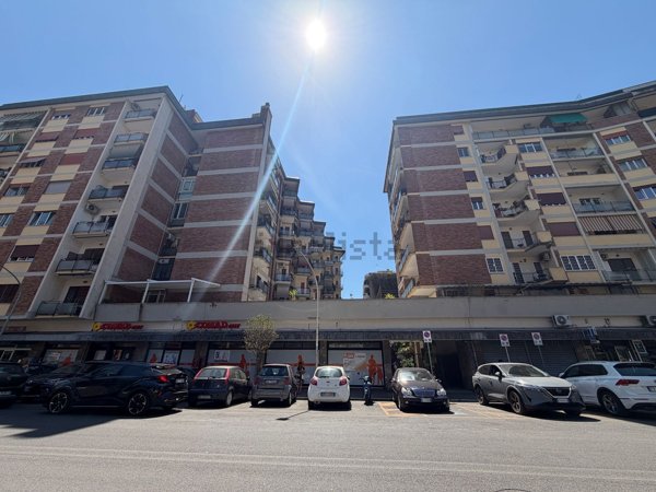 appartamento in vendita a Roma in zona Ardeatino
