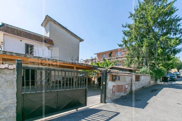 appartamento in vendita a Roma in zona Casal Boccone